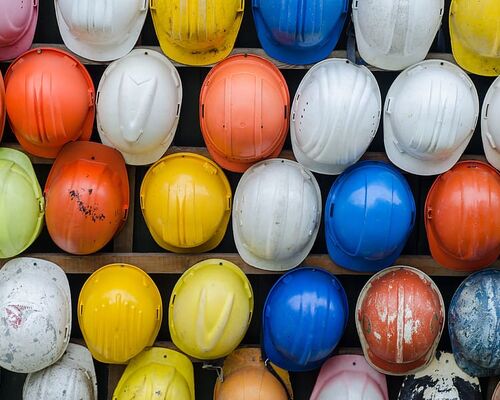 colorful-colourful-construction-hardhats